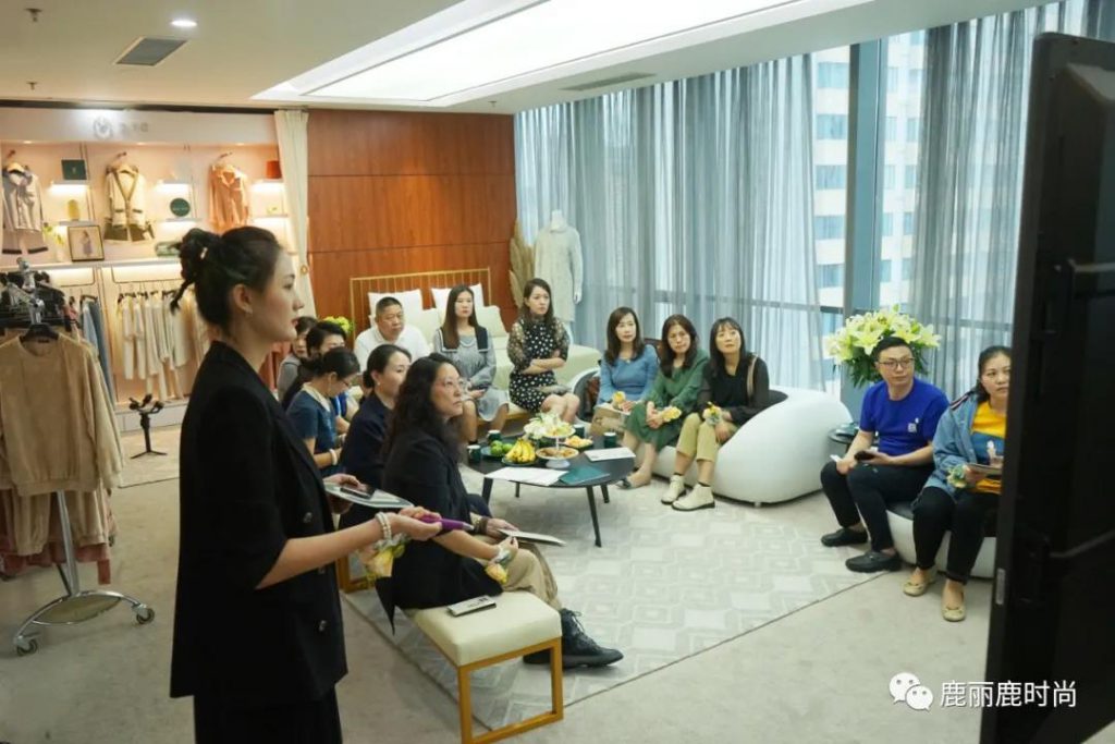 “仙”遇時(shí)尚 “鹿”色天香 主題秋冬新品品鑒會圓滿落幕！--鹿麗鹿時(shí)尚（青島）貿(mào)易有限公司(圖18)