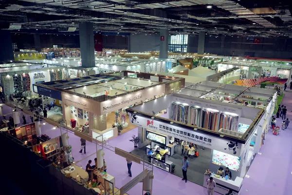 春潮澎湃季 時(shí)尚看過來｜青島天馬色紡驚艷亮相上海國(guó)際會(huì)展中心(圖6)